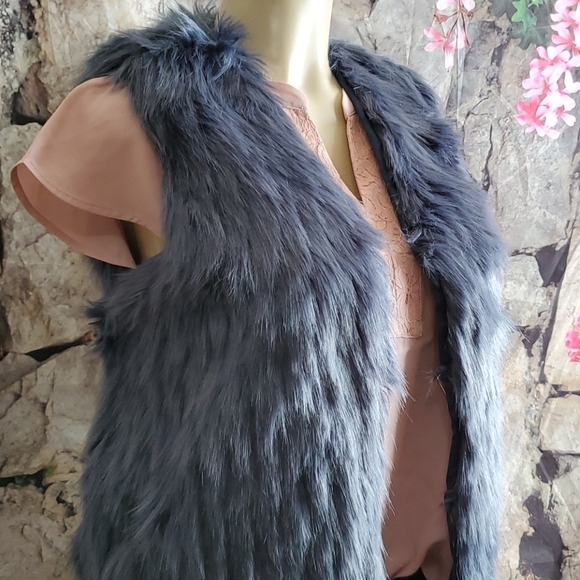 NWT Heartloom Faux -Fur Bardot Vest size XS - Picture 5 of 8
